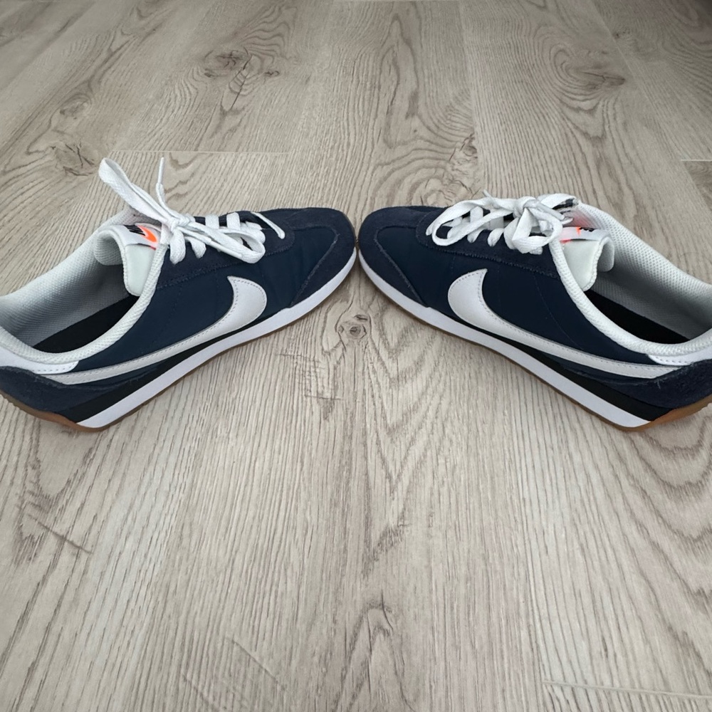 Nike Pacific Sneaker - Women's Navy/White size 7.5 - Picture 8 of 8